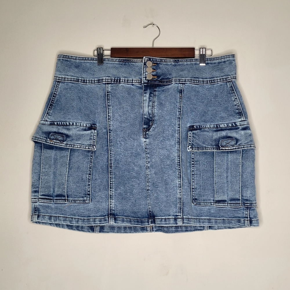 Arula XL 1X Blue Denim Cargo Mini Skirt Y2K Inspired 00s Inspired Millennials
